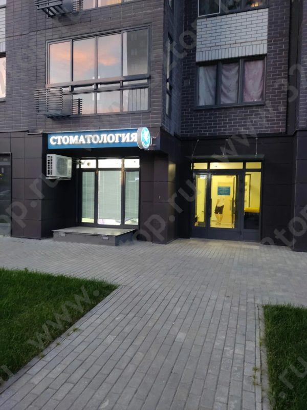 Стоматологическая клиника ЗУБ ДОКТОР на Парковой